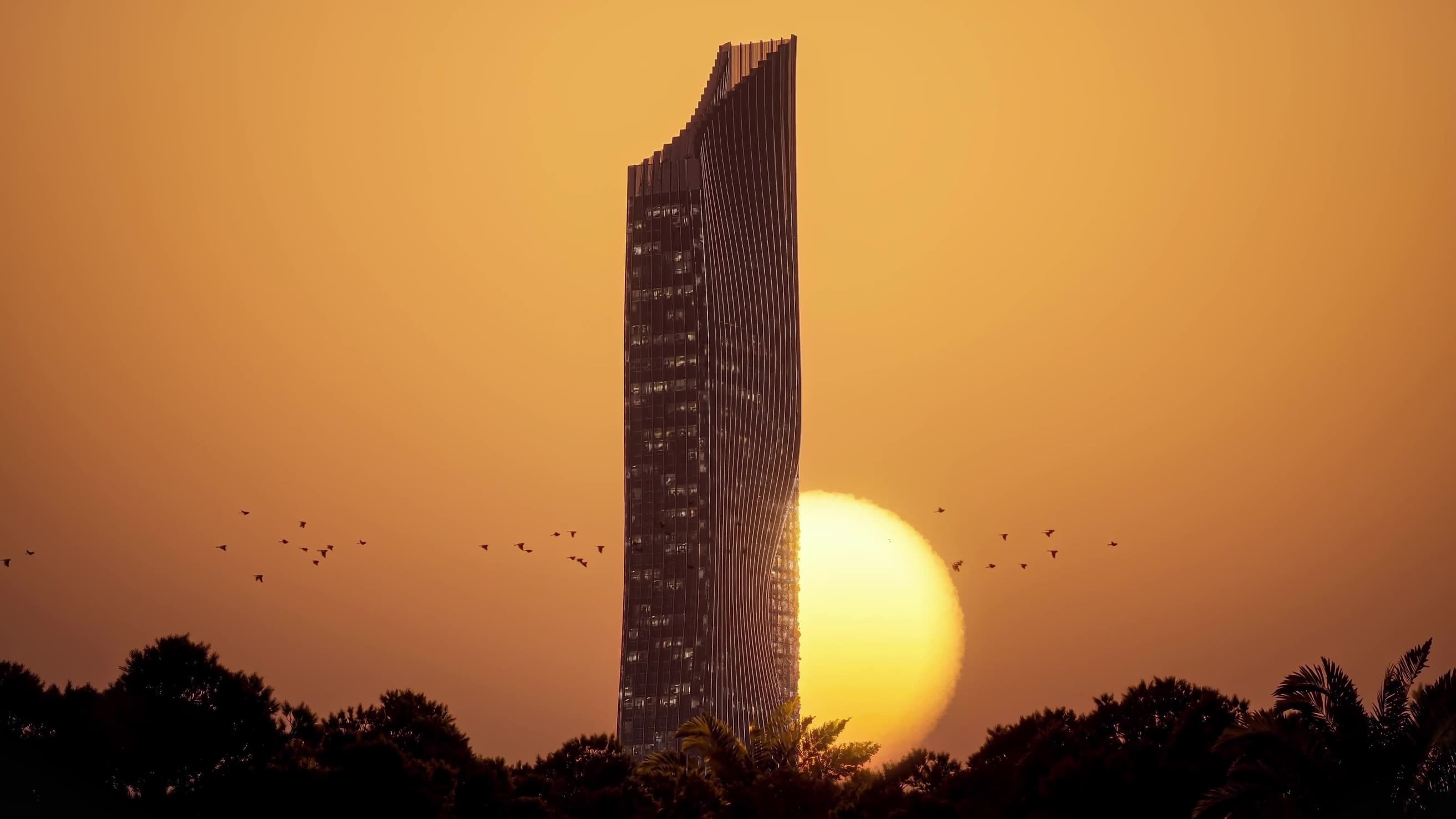  Dubai’s Tiger Sky Tower - Telling the story of a world record-breaking tower